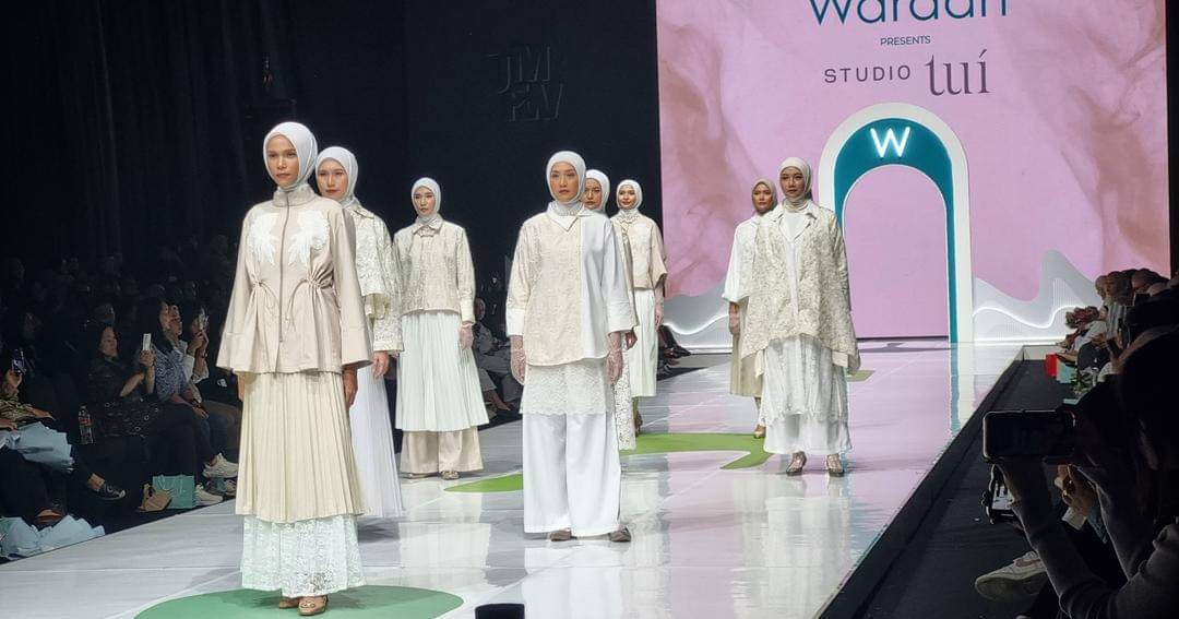 Wardah x Jakarta Muslim Fashion Week 2025 - Popmama.com/Sania Chandra
